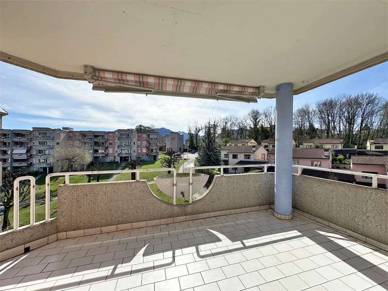 Family-friendly and quiet context, just a few steps from schools (10)