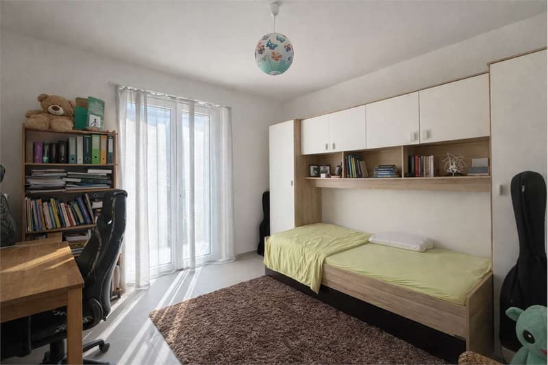 Gambarogno - 4.5 rooms in a two-family house with lake view - ideal investment (7)