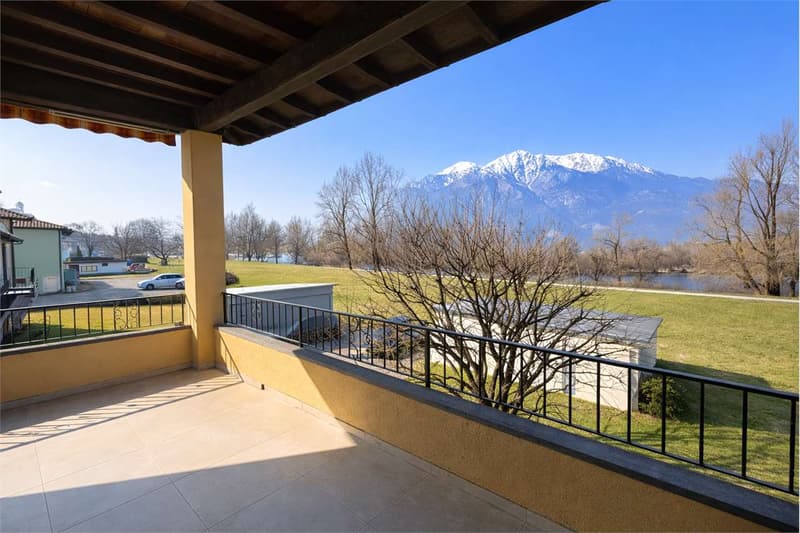 Gambarogno - 4.5 rooms in a two-family house with lake view - ideal investment (9)