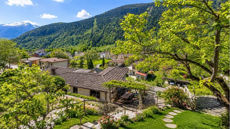 Dongio - Einfamilienhaus mit Grotten zur Renovierung im Bleniotal (10)