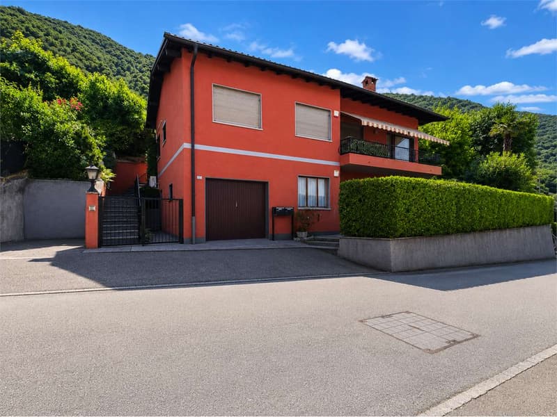Bissone - Villa mit Seeblick (6)