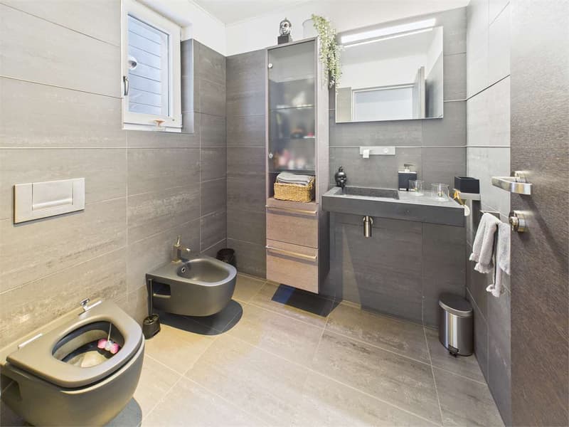 Muzzano - Independent villa with pool (11)