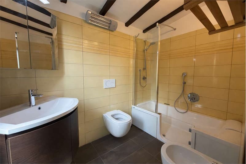 Caslano: Ampia Casa 4.5 con giardino (13)