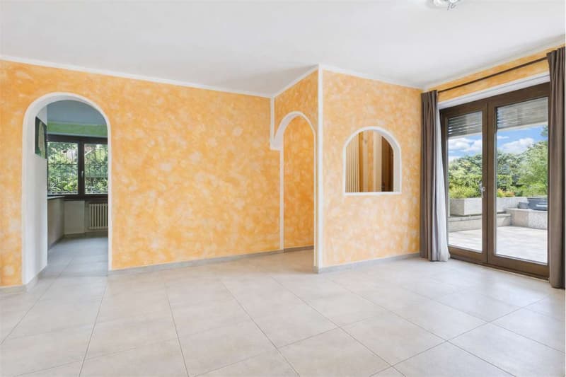 Caslano: Ampia Casa 4.5 con giardino (2)