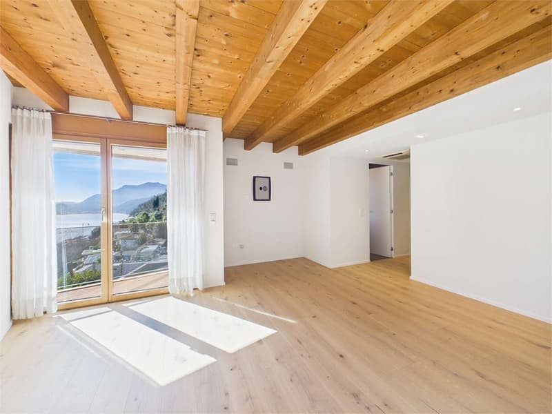 Bright Villa with 5.5 rooms and lake view (6)