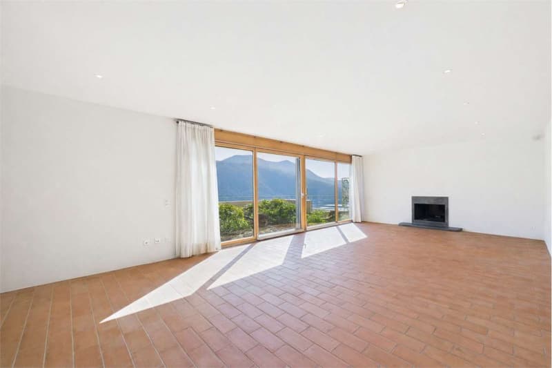 Bright Villa with 5.5 rooms and lake view (4)