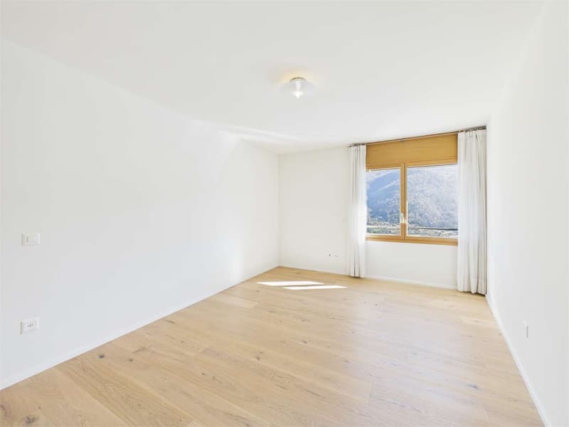 Bright Villa with 5.5 rooms and lake view (10)
