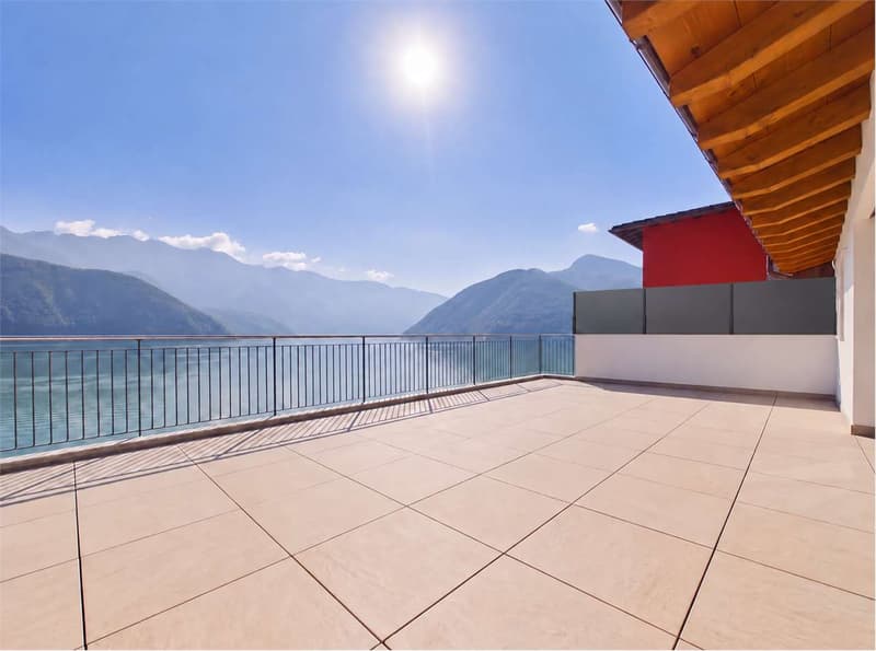 Melide - Prestigioso Duplex fronte lago (4)