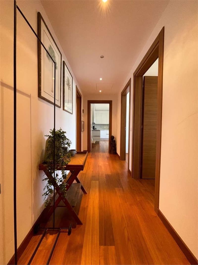 Lugano-Albonago - Elegante Appartamento 3.5 Locali con Giardino Privat (2)