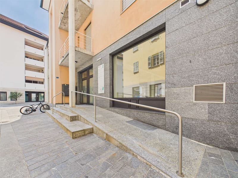 Esclusivo spazio commerciale nel cuore di Bellinzona (6)