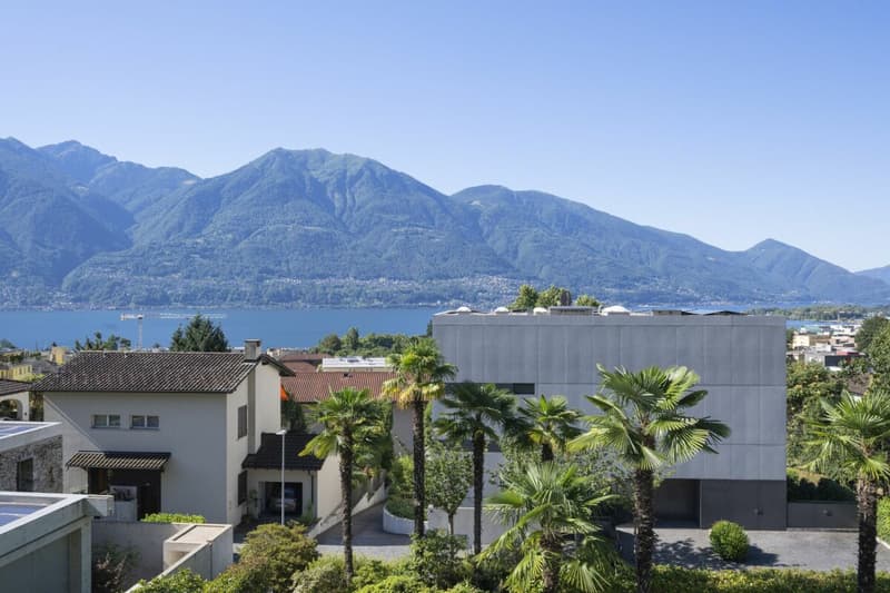 Luxuriöse 3.5 Zimmerwohnung mit Seesicht, 2 grossen Sonnenterrassen, Schwimmbad und Wellnessbereich (10)