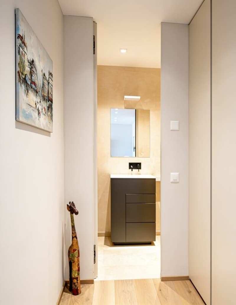 Luxuriöse 3.5 Zimmerwohnung mit Seesicht, 2 grossen Sonnenterrassen, Schwimmbad und Wellnessbereich (12)