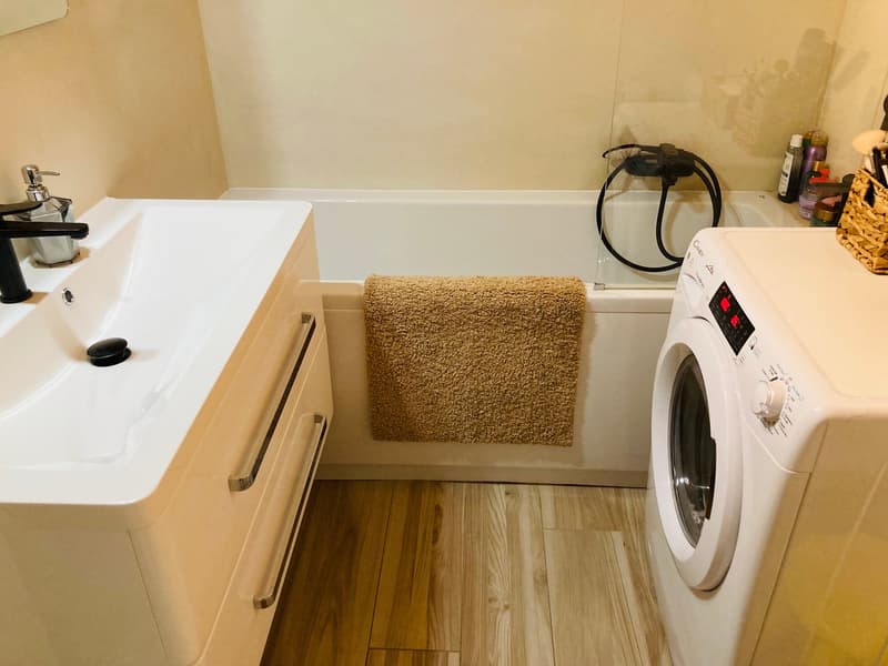 Lugano-Pazzallo – Perfect 3.5 rooms renovated with terraces and parking space - A rental income (8)