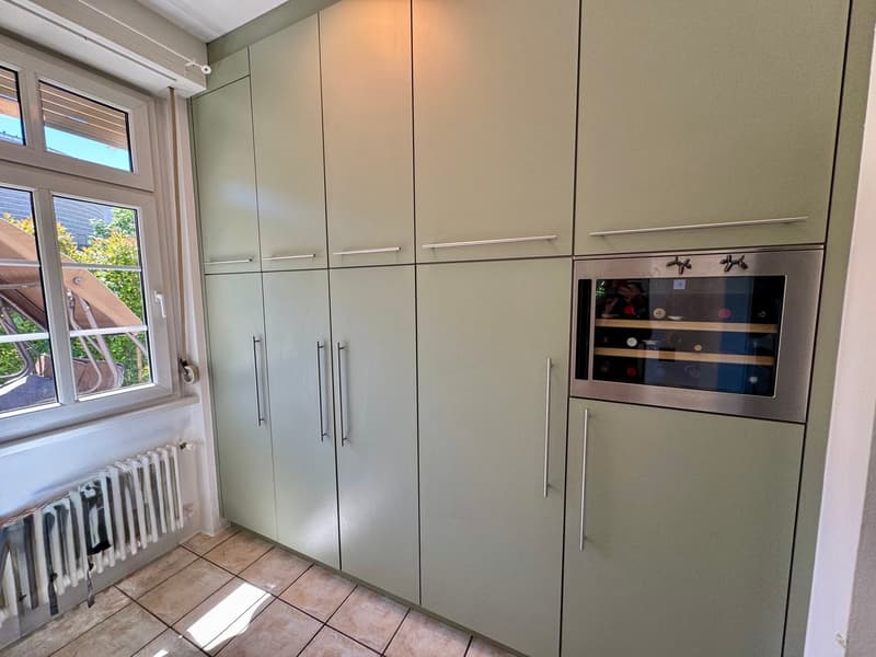 Una villa liberty in centro a Mendrisio con giardino box doppio più posti auto (6)