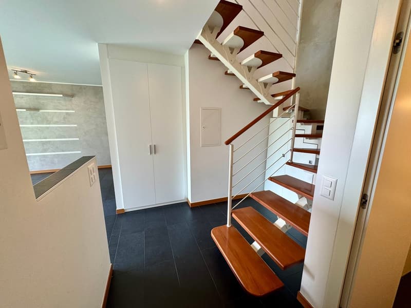CADRO – RÉSIDENCE ÉLÉGANTE AVEC JARDIN PRIVÉ, GARAGE DOUBLE ET VUE PANORAMIQUE (5)
