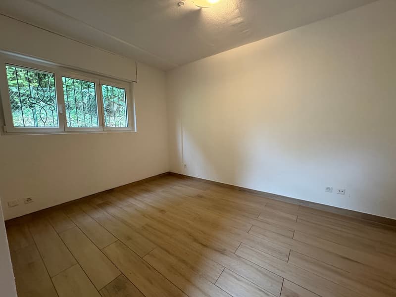 VILLETTA INDIPENDENTE CON GIARDINO - VISTA LAGO - SÌ CASA VACANZA (27)