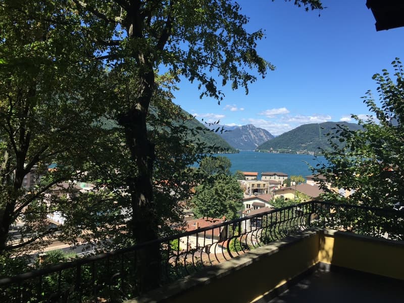 VILLETTA INDIPENDENTE CON GIARDINO - VISTA LAGO - SÌ CASA VACANZA (6)