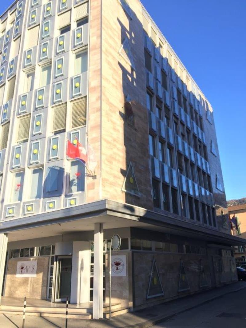 Office Building for Income, Possible Purchase for Non-Resident Foreign Citizens in Switzerland (15)