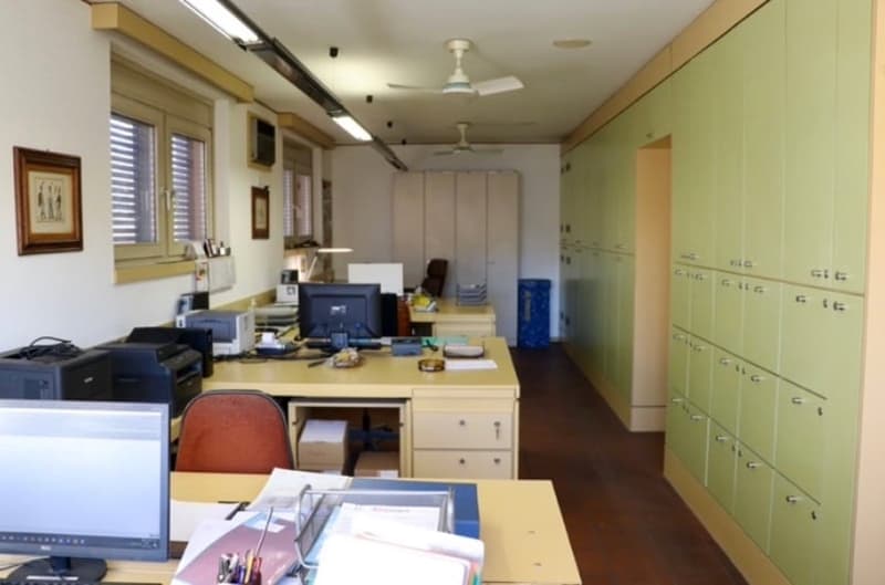 Vendesi o Affittasi Immobile Artigianale / commerciale / amministrativo con Uffici a Balerna (5)