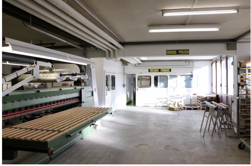 Vendesi o Affittasi Immobile Artigianale / commerciale / amministrativo con Uffici a Balerna (3)