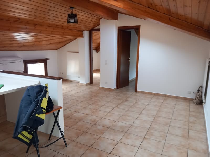 Mendrisio – Ligornetto | 4,5 pièces mansardé avec poutres apparentes – dernier étage (6)