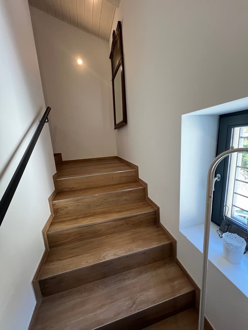 Zentrale Riva San Vitale UND SEEBLICK, DACHGESCHOSS in perfektem Zustand (40)