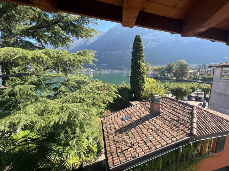 Zentrale Riva San Vitale UND SEEBLICK, DACHGESCHOSS in perfektem Zustand (12)