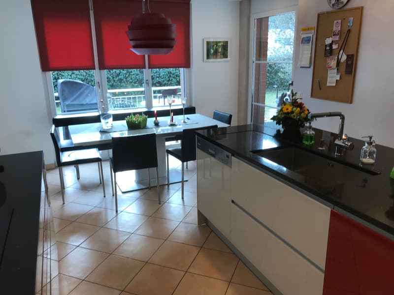 Caslano – Moderne Villa mit Pool, Garten und separatem Einzelapartment (12)
