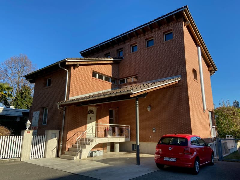 Caslano – Moderne Villa mit Pool, Garten und separatem Einzelapartment (31)