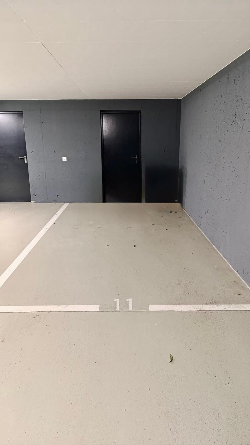 Für Einkommen oder privaten Gebrauch, sehr neu, elegantes 2.5-Zimmer-Wohnung mit privatem Garten (14)