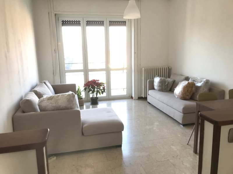 Luminoso appartamento di 3.5 locali con balcone a Varese – Disponibile subito (10)