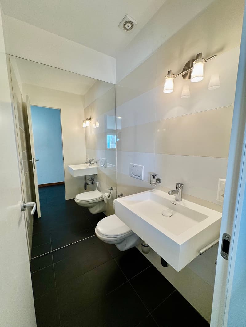 CADRO – ELEGANTE RESIDENZA CON GIARDINO PRIVATO, GARAGE DOPPIO E VISTA PANORAMICA (13)