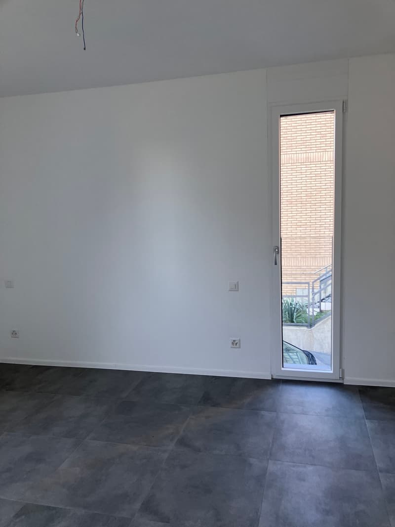 MENDRISIO – NUOVO 2½ LOCALI IN PRIMA LOCAZIONE CON TERRAZZA E POSTO AUTO (4)