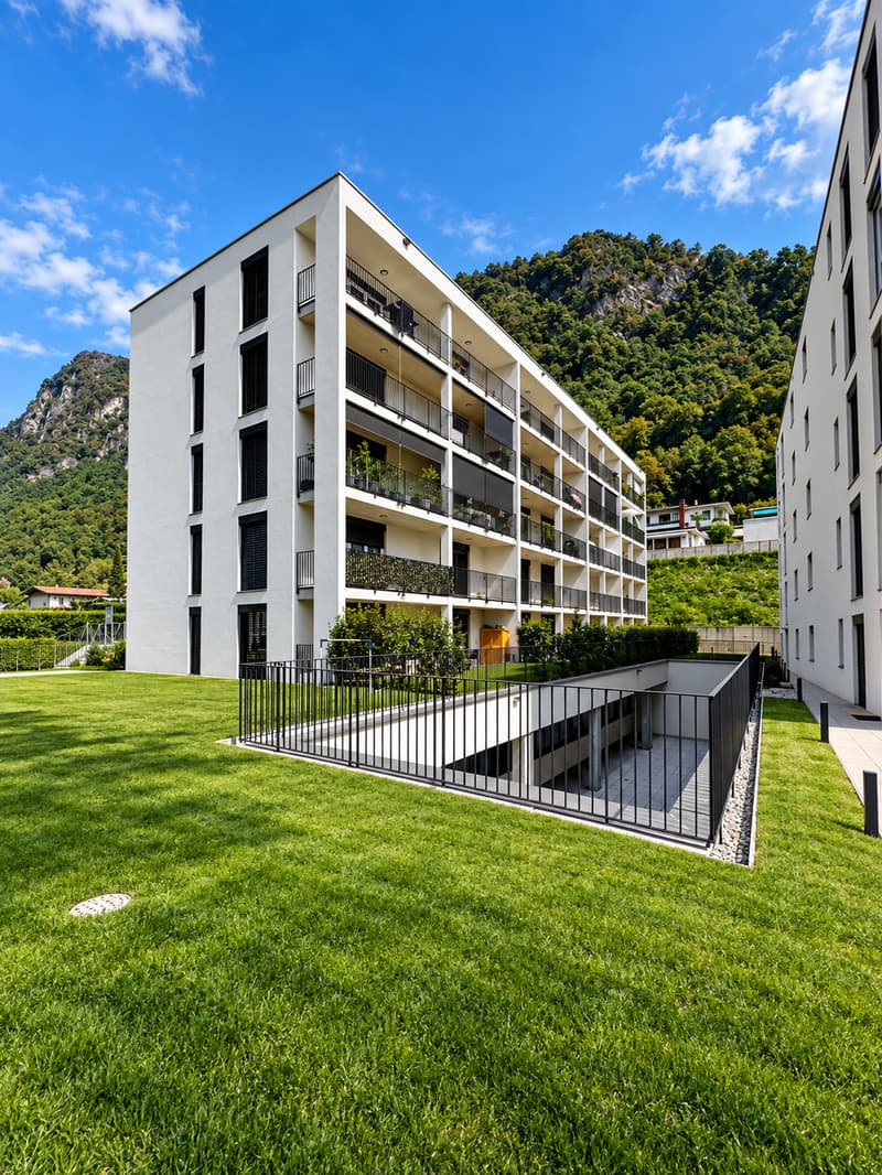 MENDRISIO | 2,5 LOCALI CON VERANDA E GIARDINO PRIVATO OLTRE POSTO AUTO IN AUTORIMESSA (1)