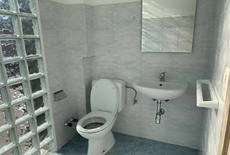 MENDRISIO — Ufficio di circa 180 m² in zona Piazzale alla Valle (4)