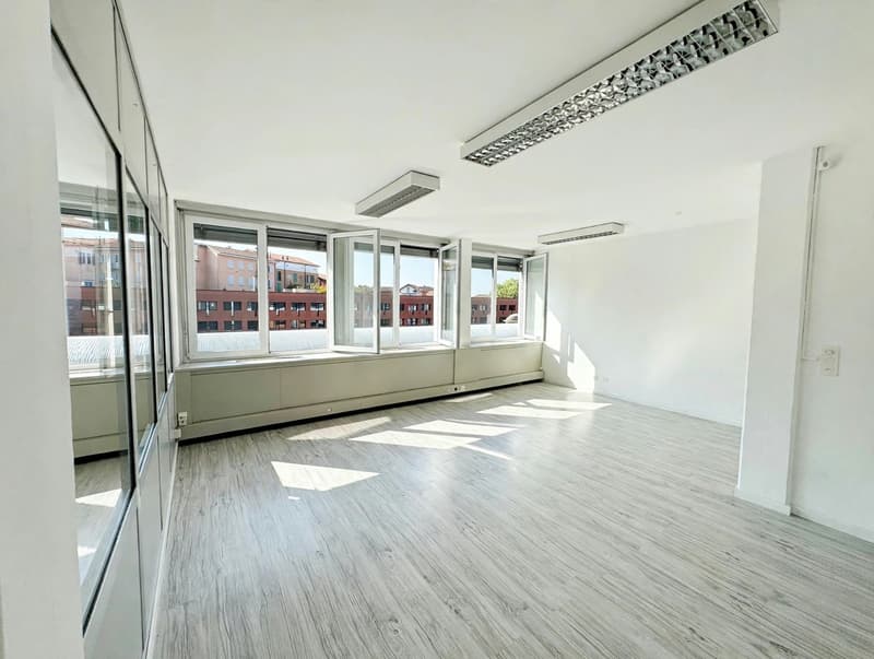 Mendrisio – prossimo a Piazzale Alle Valle | Ufficio signorile di 50 m² (3)