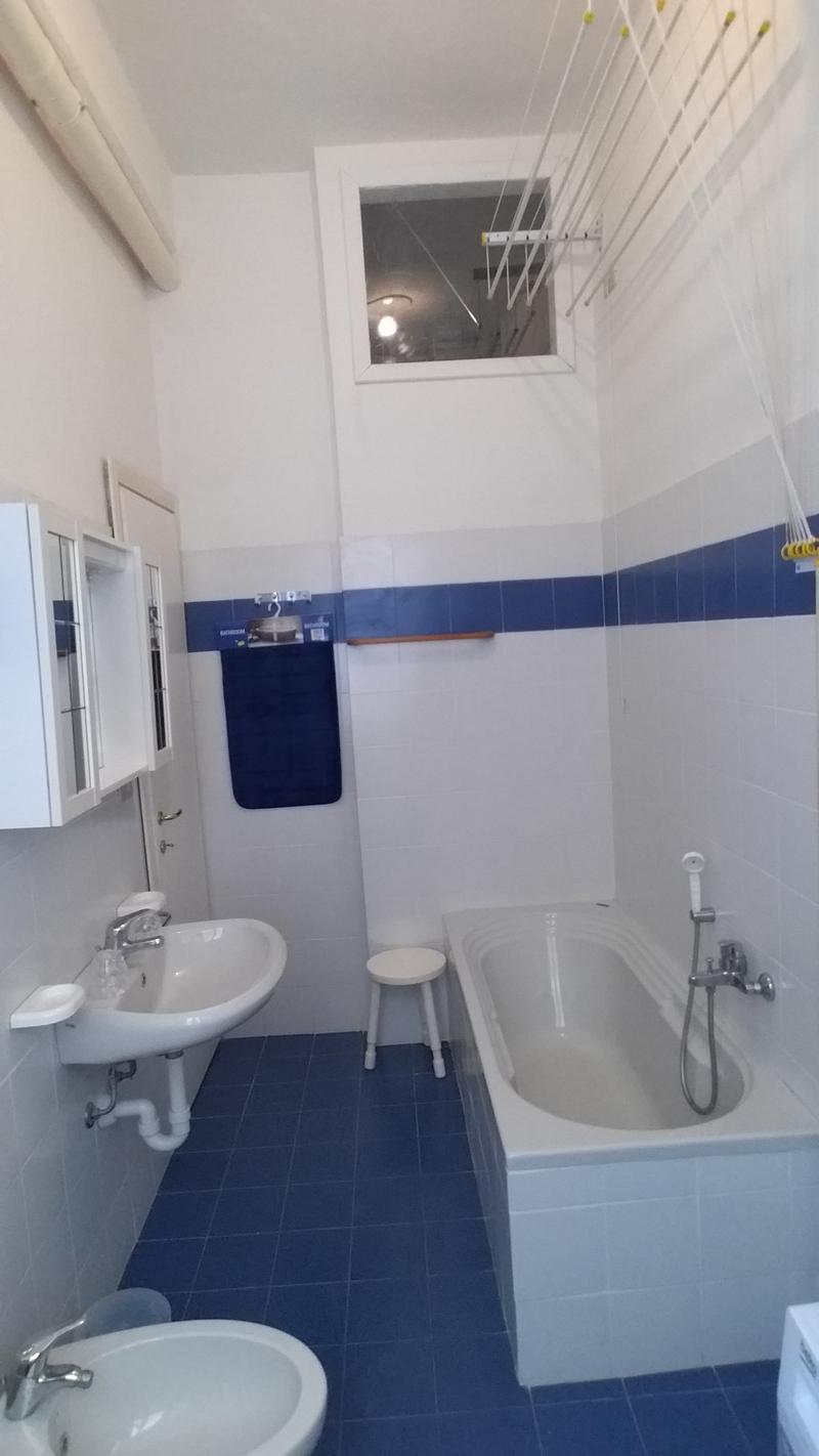 GRANDE APPARTAMENTO FRONTE MARE (7)