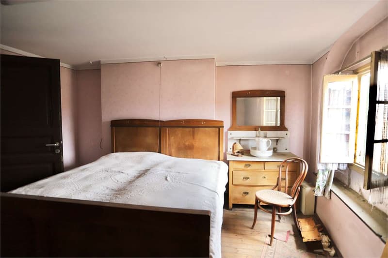 Mehrfamilienhaus im Kern von Carona (4)