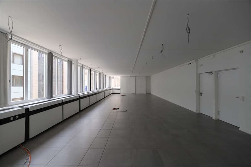 Office in central Lugano - 2nd floor (2)