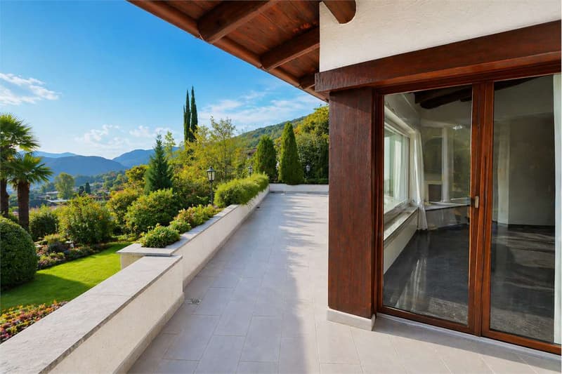 Villa mit Blick auf den Luganersee und großem Spa-Bereich - PURA (9)