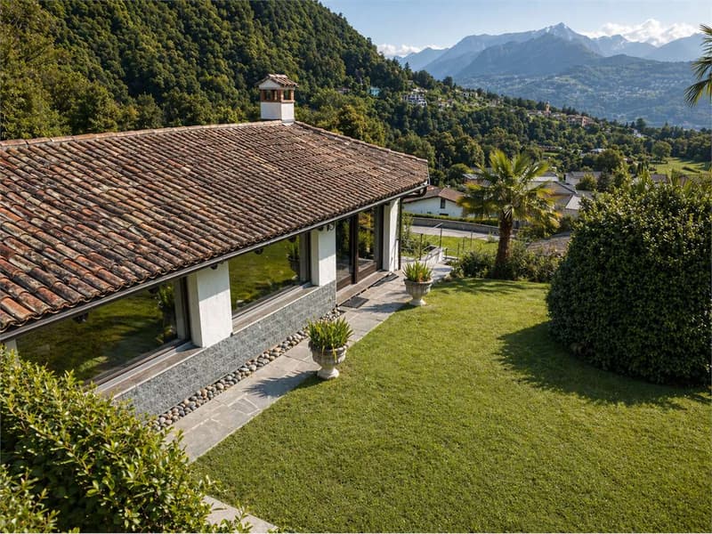 Villa mit Blick auf den Luganersee und großem Spa-Bereich - PURA (3)