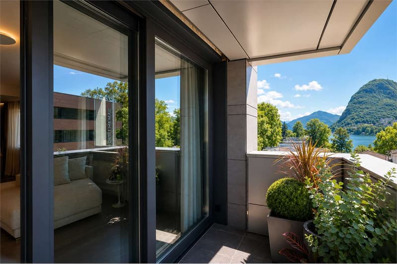 Secondary Home in Lugano - Elegant 3.5 rooms facing Parco Cian (5)