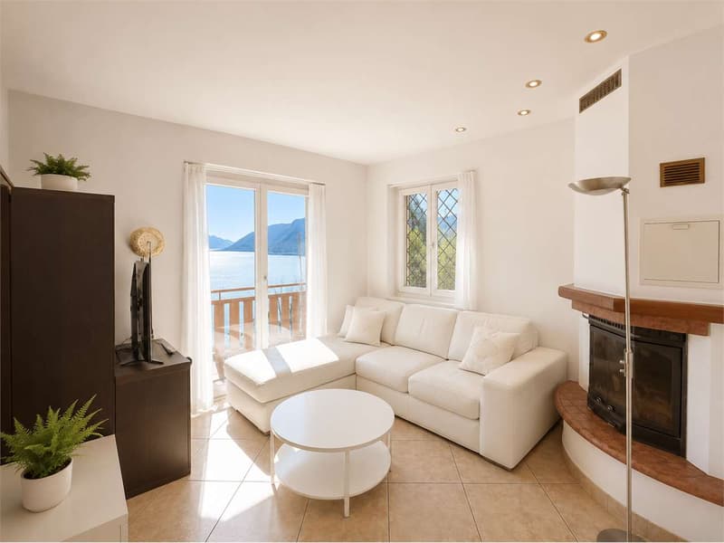 Secondary residence with lake view in Castagnola - LAKE VIEW (6)