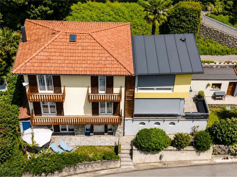 Secondary residence with lake view in Castagnola - LAKE VIEW (4)