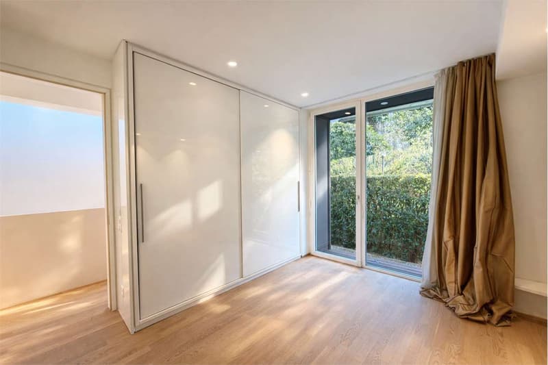 Elegant house with private garden in Lugano - Pregassona (9)