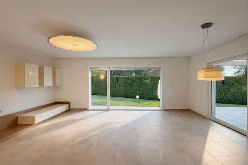 Elegant house with private garden in Lugano - Pregassona (5)