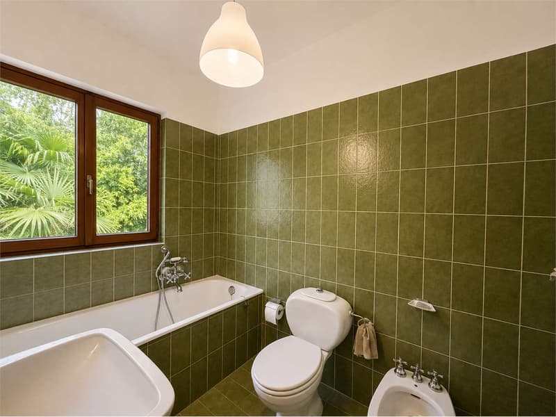Bifamilienhaus mit freier Sicht und großem Bauvorhabenpotenzial (11)