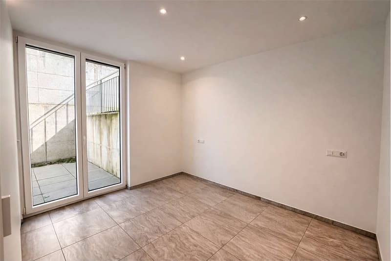 2,5 locali con giardino - Carabbia (9)