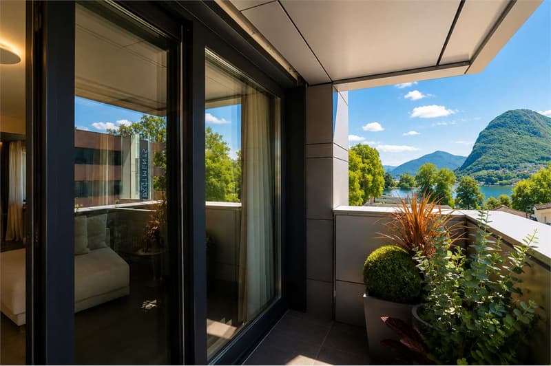 Secondary Home in Lugano - 3.5 Rooms Facing Parco Ciani (1)