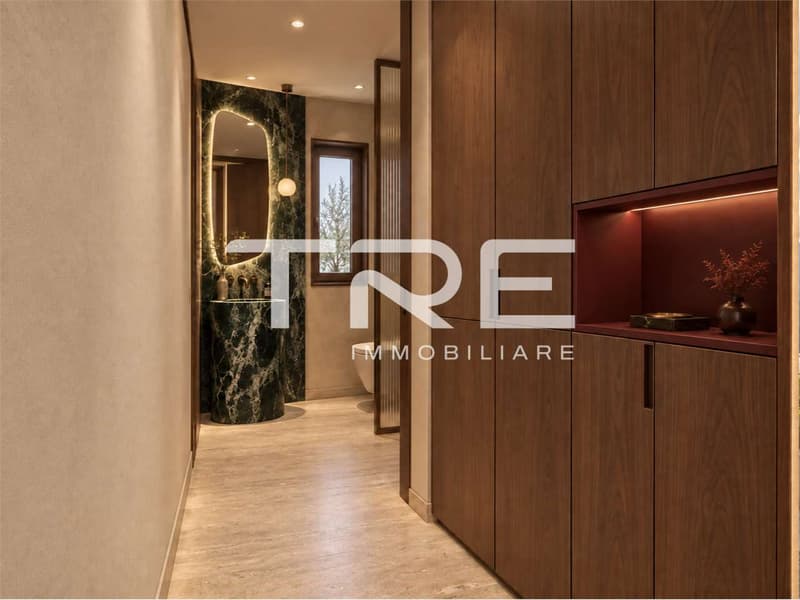 Nuova Villa FRONTE LAGO con DUE DARSENE private (8)